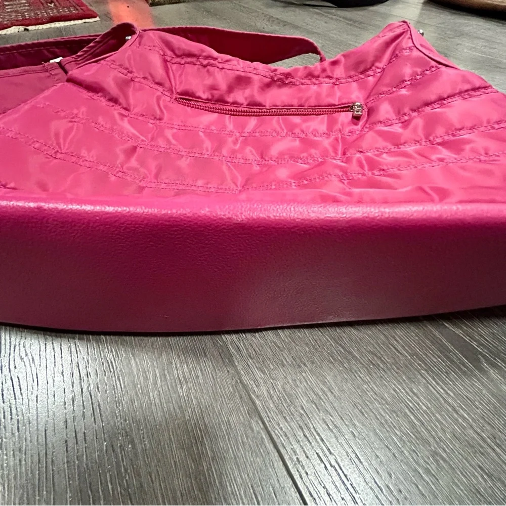 LUG PINK RASPBERRY LARGE CABLE CAR SHOULDER BAG - Picture 8 of 11